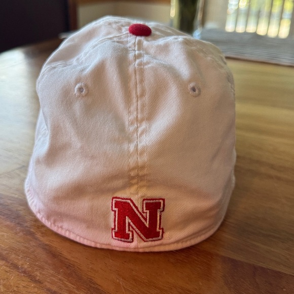 ADIDAS University of Nebraska FITMAX 70 Hat Men’s - Picture 4 of 8